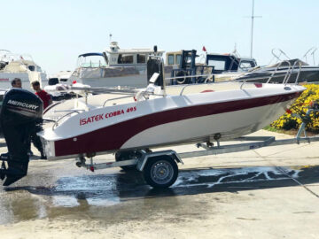 İsatek Cobra 495