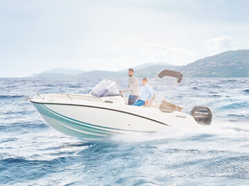 Quicksilver 605 Sundeck